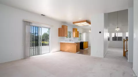 1179 Legend Cir, Vallejo, CA 94591 photo 12
