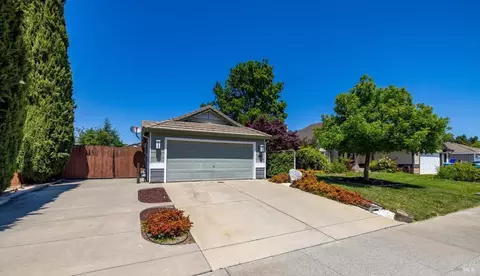 1840 Derby Dr, Dixon, CA 95620