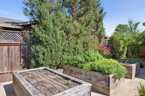 775 Istvan Rd, Sonoma, CA 95476 photo 60