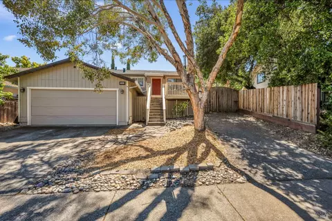 535 N Jefferson St, Cloverdale, CA 95425