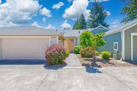 6495 Pine Valley Dr, Santa Rosa, CA 95409
