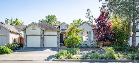 341 Breeden St, Santa Rosa, CA 95409