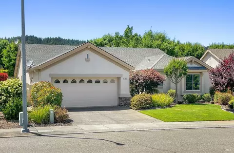 105 Spring Ct, Cloverdale, CA 95425