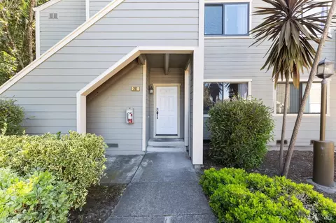 261 Enterprise Dr, Rohnert Park, CA 94928