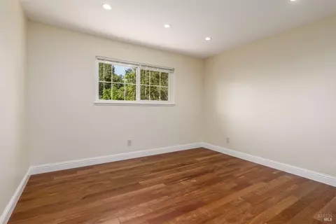 348 George Pl, Ukiah, CA 95482 photo 8
