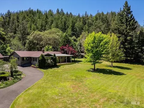 2031 Boonville Rd, Ukiah, CA 95482