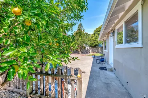 2 Arbor Cir, Novato, CA 94947 photo 26