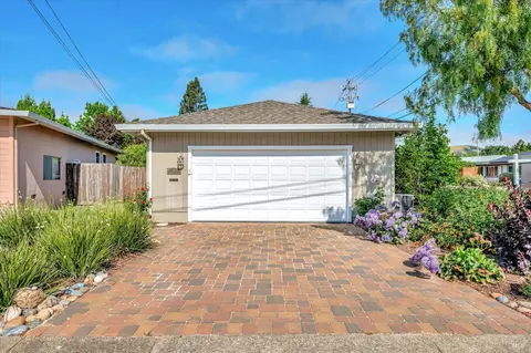 2 Arbor Cir, Novato, CA 94947 photo 21