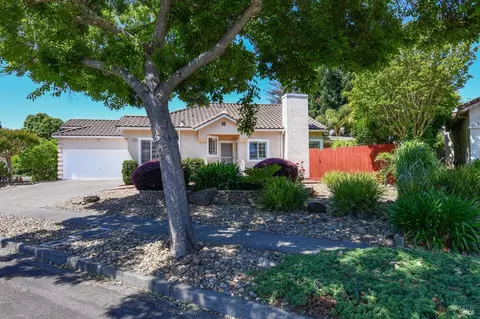 4201 Maher St, Napa, CA 94558