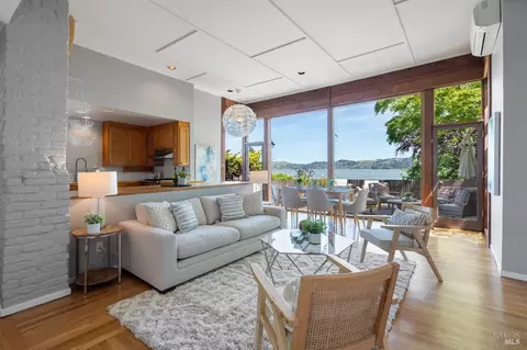 18 Girard Ave, Sausalito, CA 94965 photo 5