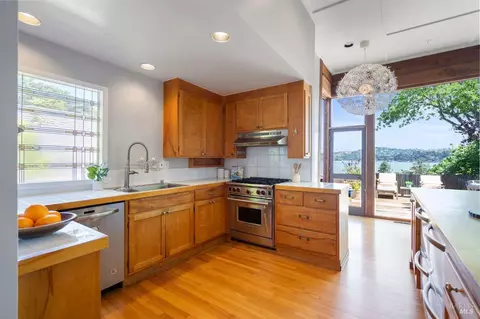 18 Girard Ave, Sausalito, CA 94965 photo 12
