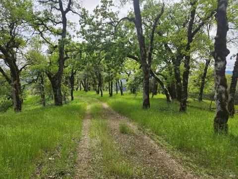 30374 Mendocino Pass Rd, Covelo, CA 95428