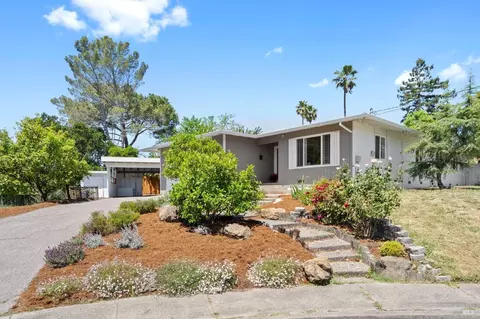 3 Rita Ct, Novato, CA 94945