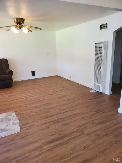181 Shiloh Rd, Windsor, CA 95492 photo 4