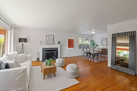 1986 Evergreen Ave, San Leandro, CA 94577