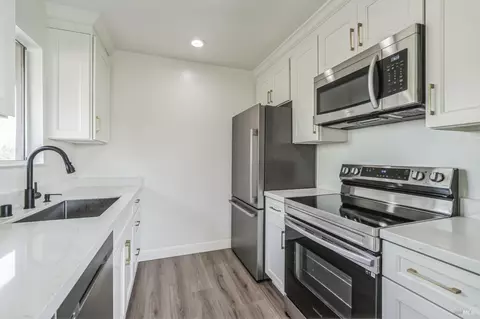 1313 Southwest Blvd #G, Rohnert Park, CA 94928