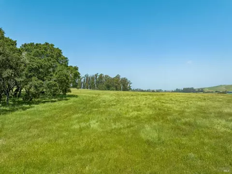 130 Jewett Rd, Petaluma, CA 94952