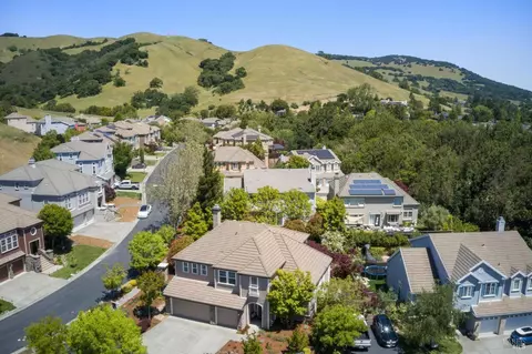 32 Sandy Creek Way, Novato, CA 94947
