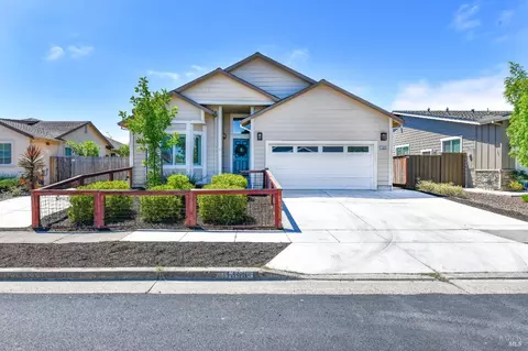 1408 Starview Ct, Santa Rosa, CA 95403