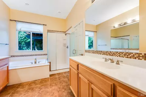 422 Decanter Cir, Windsor, CA 95492 photo 14