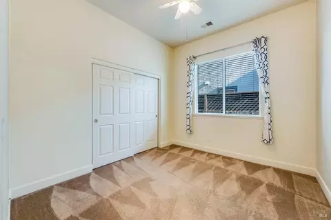 422 Decanter Cir, Windsor, CA 95492 photo 17