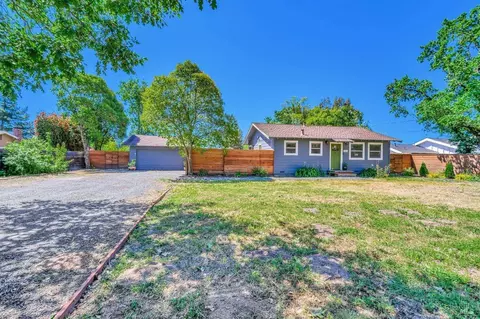 5200 Hall Rd, Santa Rosa, CA 95401
