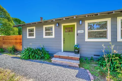 5200 Hall Rd, Santa Rosa, CA 95401 photo 2
