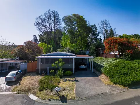 94 Karen Ct, Vallejo, CA 94590