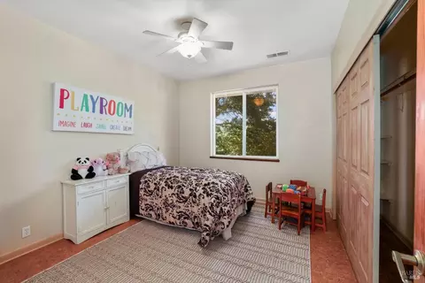 Bedroom - 4046 Central Ln, Winters, CA 95694 photo 9 of 10