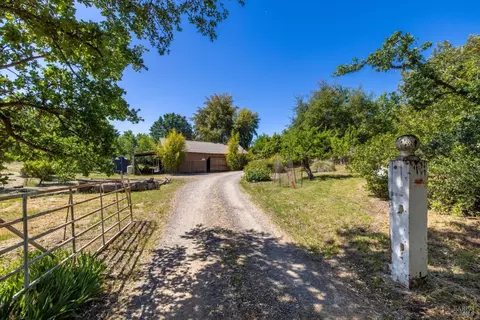 Exterior - 4046 Central Ln, Winters, CA 95694 photo 5 of 22