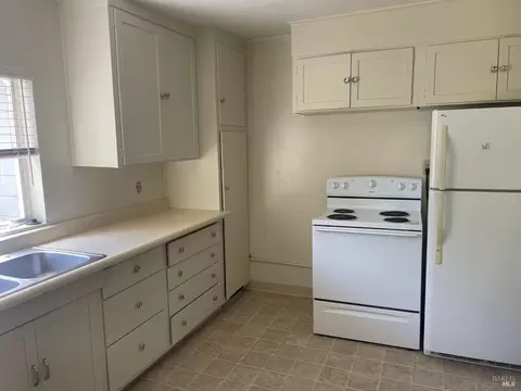 2030 Glenrob Ave, Ukiah, CA 95482 photo 4