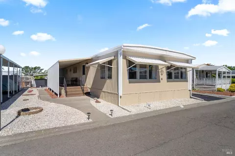 3000-3000 Broadway St #6, American Canyon, CA 94503