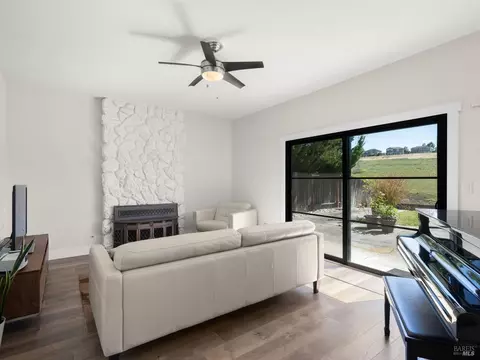 1362 Shea Ter, Vallejo, CA 94591 photo 16