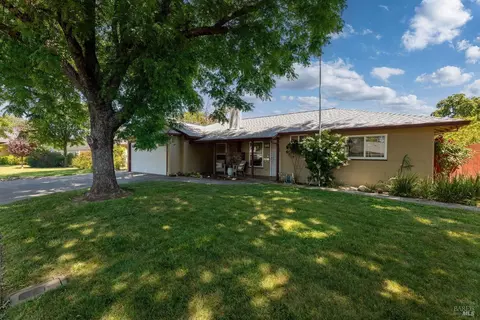 228 Cherry St, Vacaville, CA 95688 photo 3