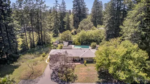 7849 Lynch Rd, Sebastopol, CA 95472