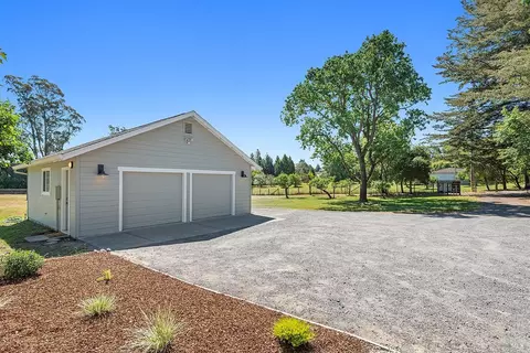 5851 Fredricks Rd, Sebastopol, CA 95472 photo 18