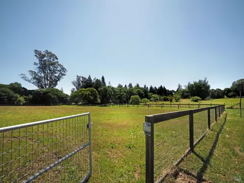 5851 Fredricks Rd, Sebastopol, CA 95472 photo 26