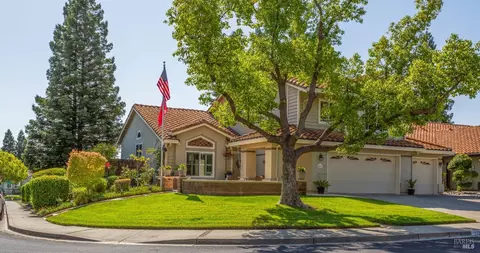 233 Silver Eagle Way, Vacaville, CA 95688 photo 4