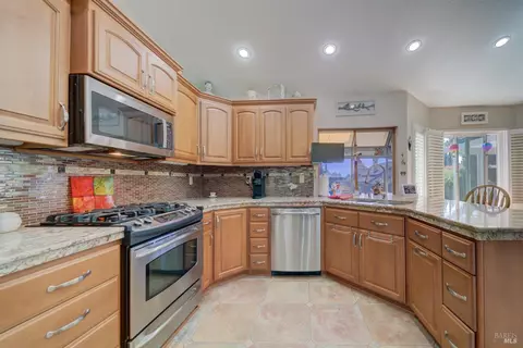 233 Silver Eagle Way, Vacaville, CA 95688 photo 29