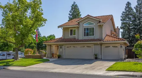 233 Silver Eagle Way, Vacaville, CA 95688 photo 3
