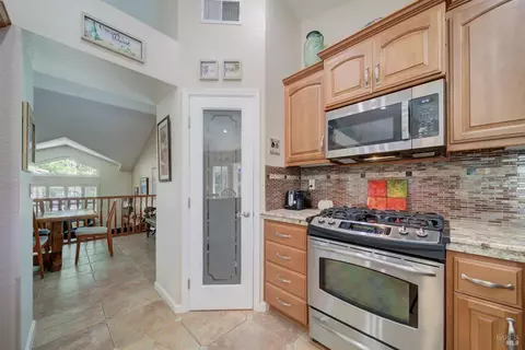 233 Silver Eagle Way, Vacaville, CA 95688 photo 28