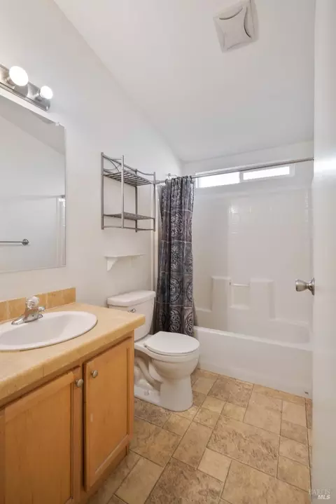 62 Goya Dr, Fairfield, CA 94534 photo 15