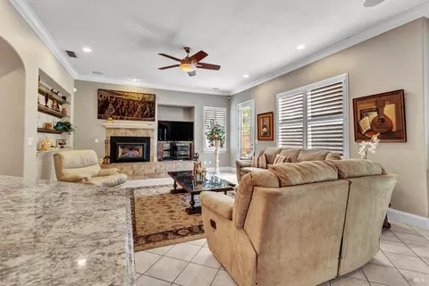 1637 Landmark Dr, Vallejo, CA 94591 photo 18