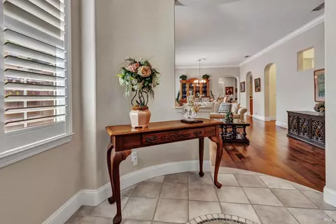 1637 Landmark Dr, Vallejo, CA 94591 photo 4