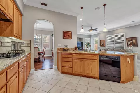 1637 Landmark Dr, Vallejo, CA 94591 photo 16
