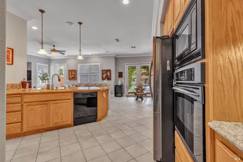 1637 Landmark Dr, Vallejo, CA 94591 photo 15