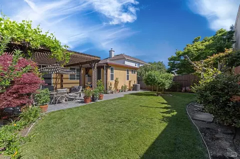 206 Bouquet Cir, Windsor, CA 95492 photo 21