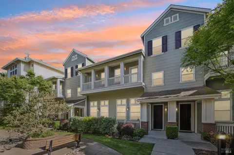 2261 Northshore Dr, Richmond, CA 94804