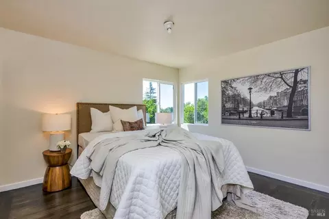 215 E Spring St, Napa, CA 94559 photo 14