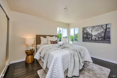 215 E Spring St, Napa, CA 94559 photo 15
